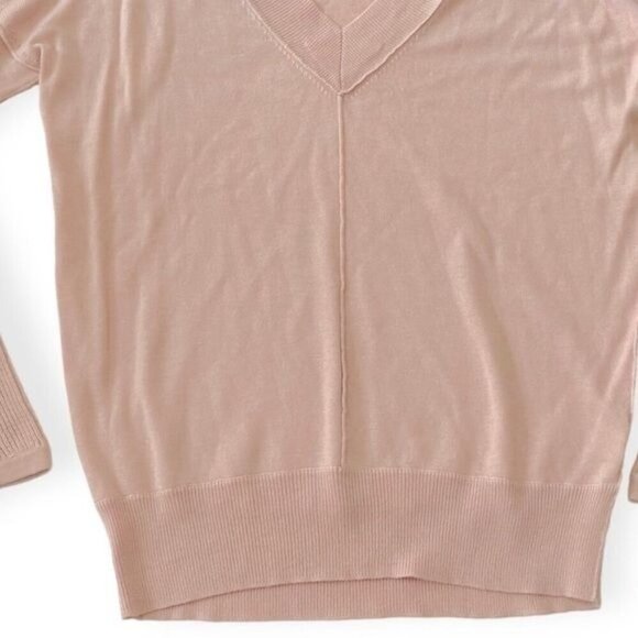 Feel The Piece Pink V neck Sweater, Size M/L - Picture 4 of 12